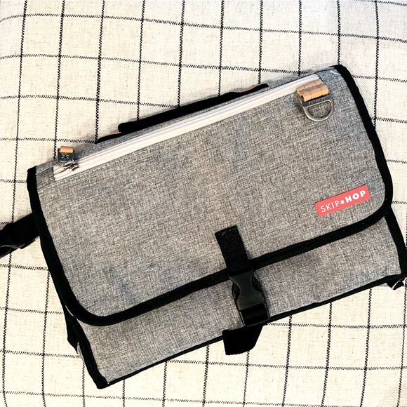 Skip Hop Other - Skip Hop Pronto Baby Changing Station & Diaper Clutch